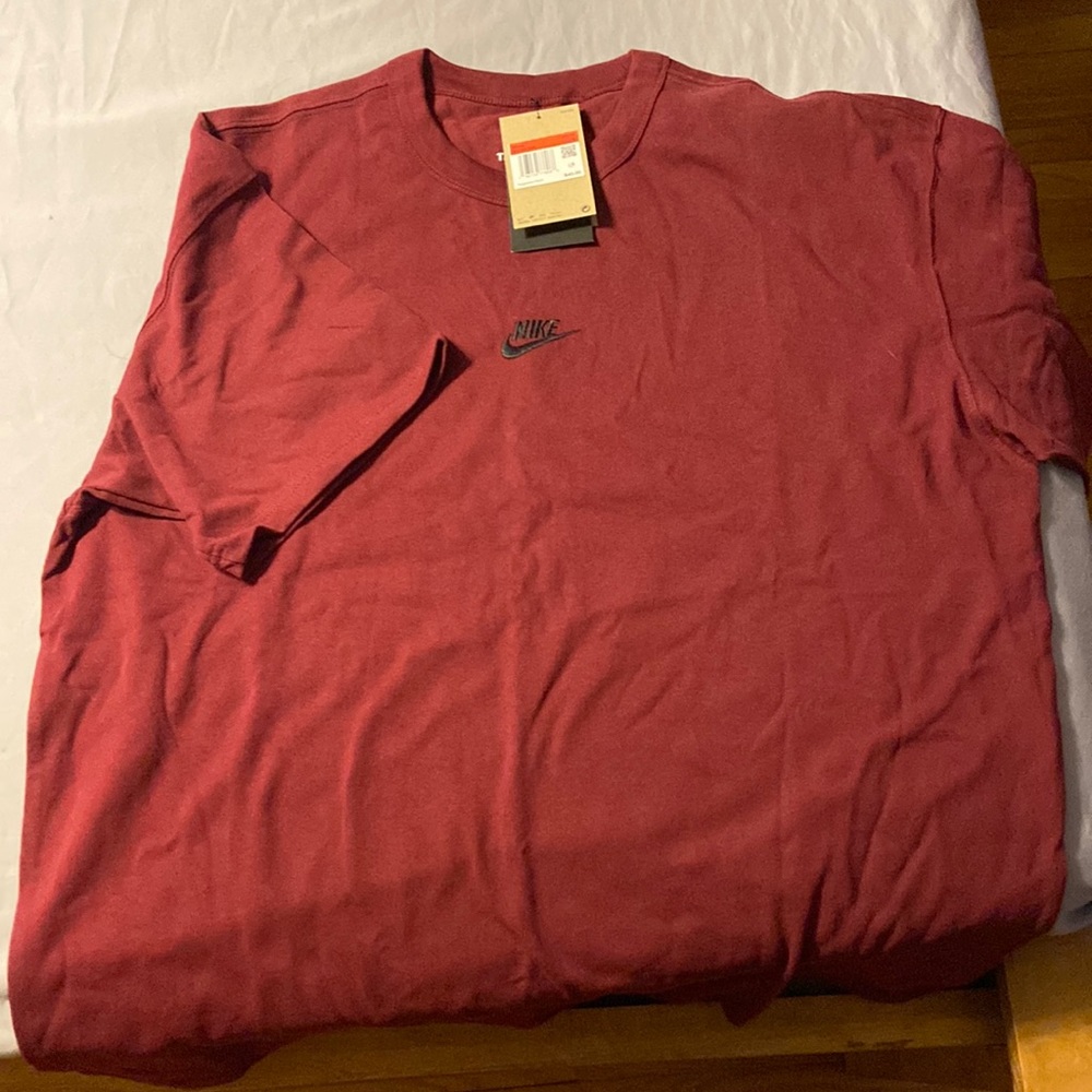 Men’s Nike Tee